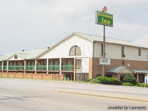 Economy Inn - Statesville Bagian luar foto